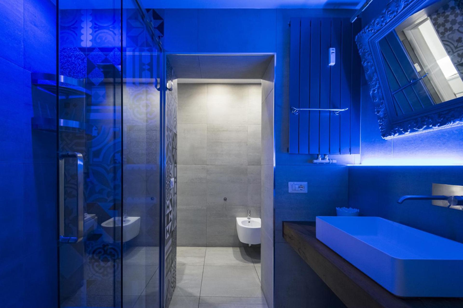 Easylife - Moderno E Chic Con Led Atmosferici Appartement *