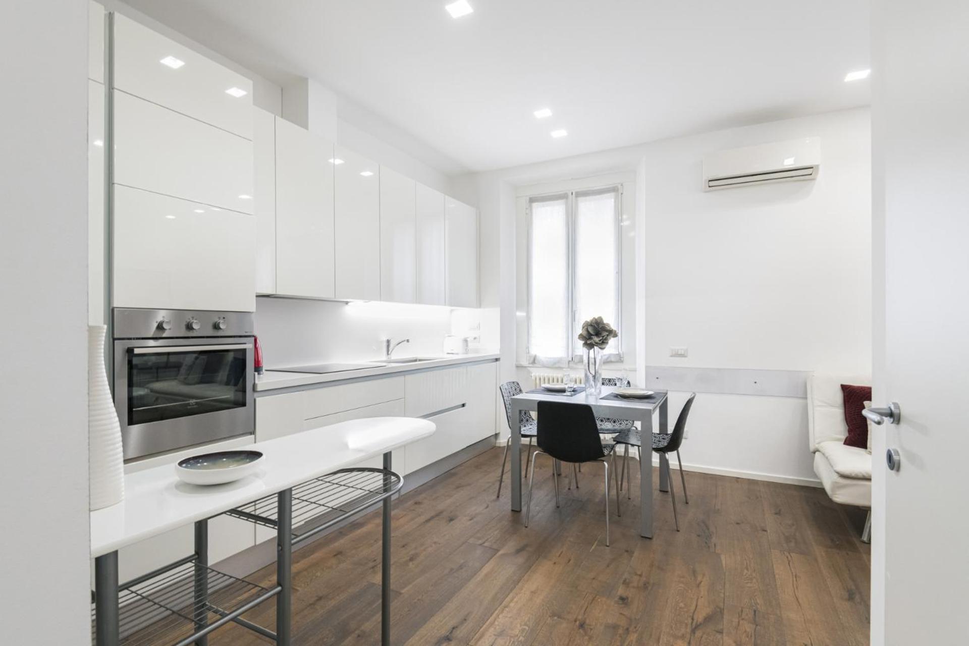 Easylife - Moderno E Chic Con Led Atmosferici Appartement Milan