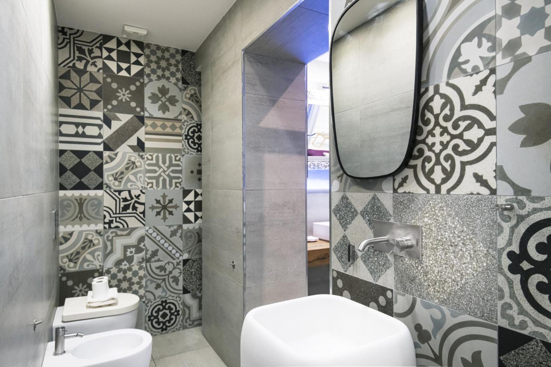 Easylife - Moderno E Chic Con Led Atmosferici * Milán